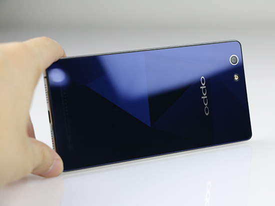 璀璨致美顏值爆表，OPPO R1C體驗評測