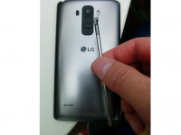 這就是LG G4 Note附帶的手寫(xiě)筆？