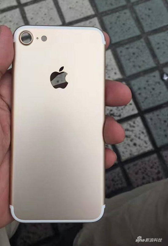 迄今最清晰的iPhone 7諜照，沒(méi)想到是單鏡頭版