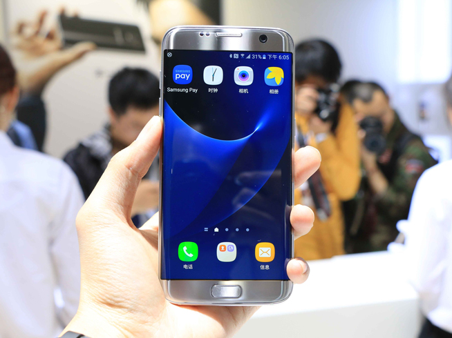 大號版Galaxy S7 edge要來了 三星到底什么套路