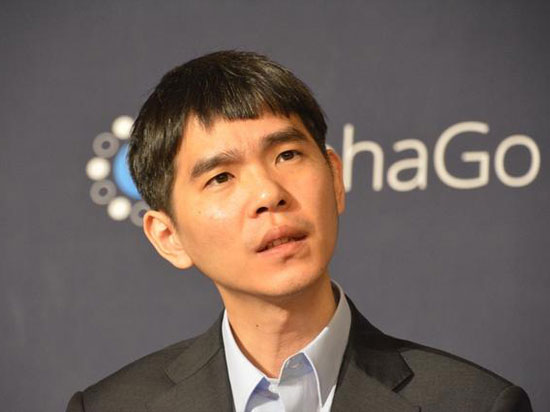 李世石遺憾戰(zhàn)敗AlphaGo，但能吸取到更多東西