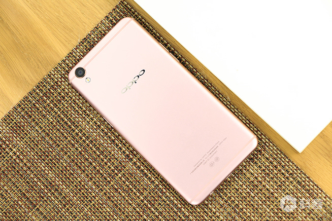 新萬(wàn)人迷來(lái)了，OPPO R9體驗(yàn)評(píng)測(cè)（附MM多圖自拍）