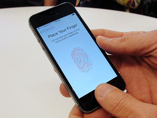 iPhone被盜不用怕！蘋(píng)果收集小偷指紋信息