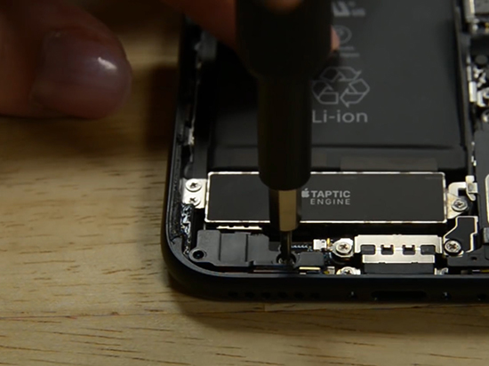 iFixit帶你90秒把iPhone 7拆光光