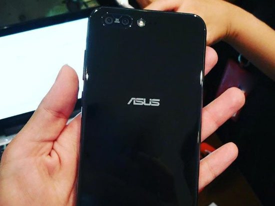 兩倍光學(xué)變焦？驍龍835雙攝手機(jī)華碩ZenFone 4外形曝光