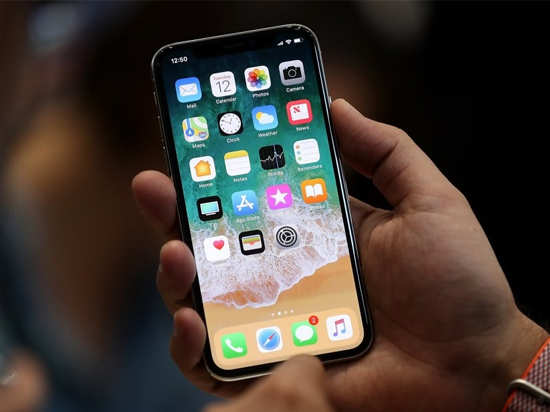 iPhone X今日開(kāi)售搶破頭，而iPhone 8系列卻在瘋狂跳水