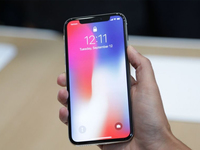 iPhone X供不應求，蘋果急需富士康提升產能