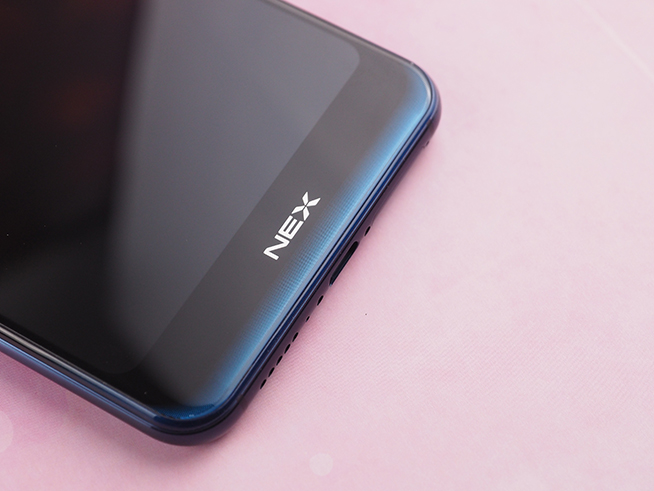 vivo NEX雙屏版體驗(yàn)：Pose指引 10GB內(nèi)存多任務(wù)玩法更豐富