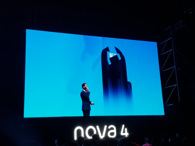 華為nova 4發(fā)布：極點全面屏首發(fā) 4800萬超廣角三攝加持