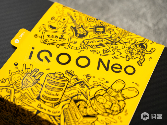 iQOO Neo3圖賞：驍龍865+144Hz高刷新率屏 再次定義真香機